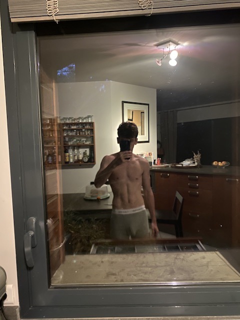 Profil de Cheickh, 23 ans, Sexe Monaco à Lhuître
