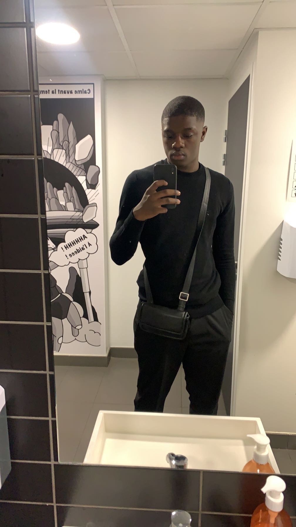 Profil de Kenael, 20 ans, Sexe Monaco à Douzens