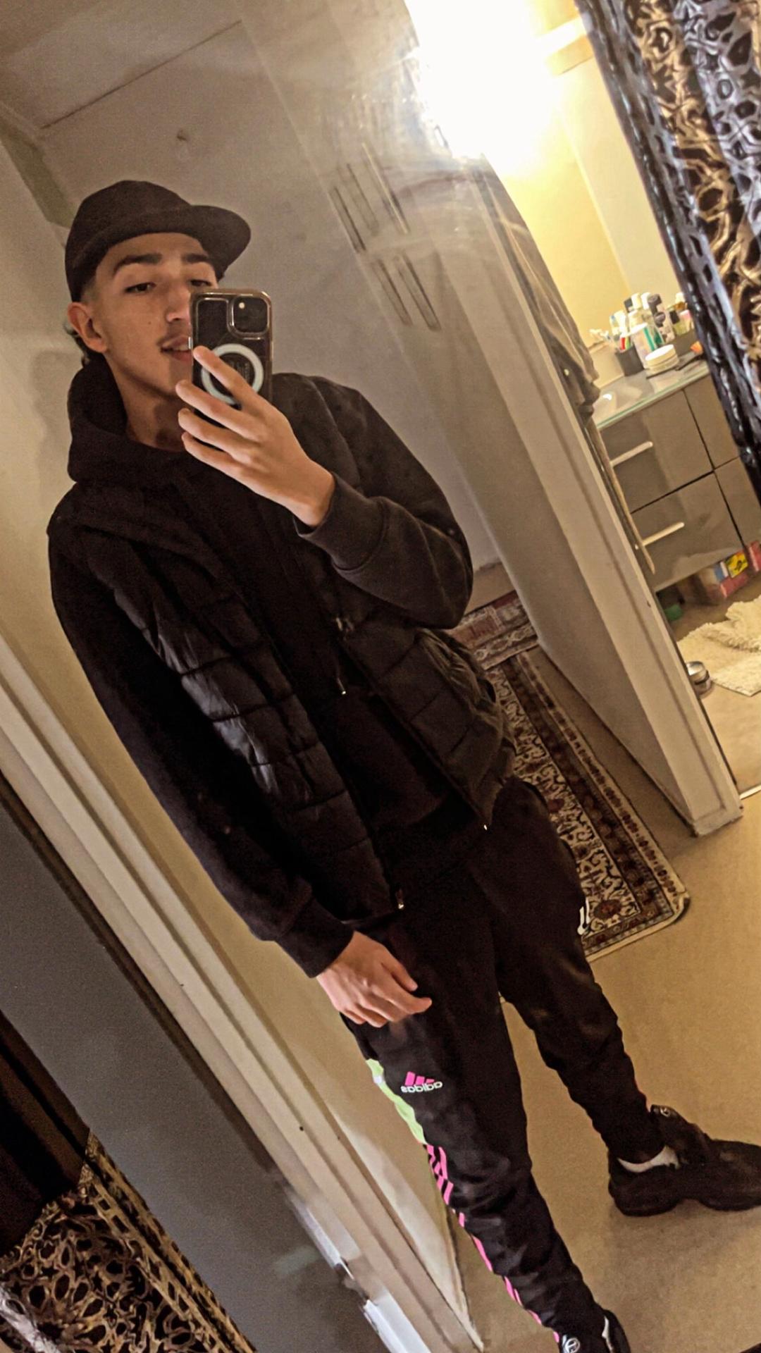 Profil de Yassa, 19 ans, Sexe Monaco à LaBigottière