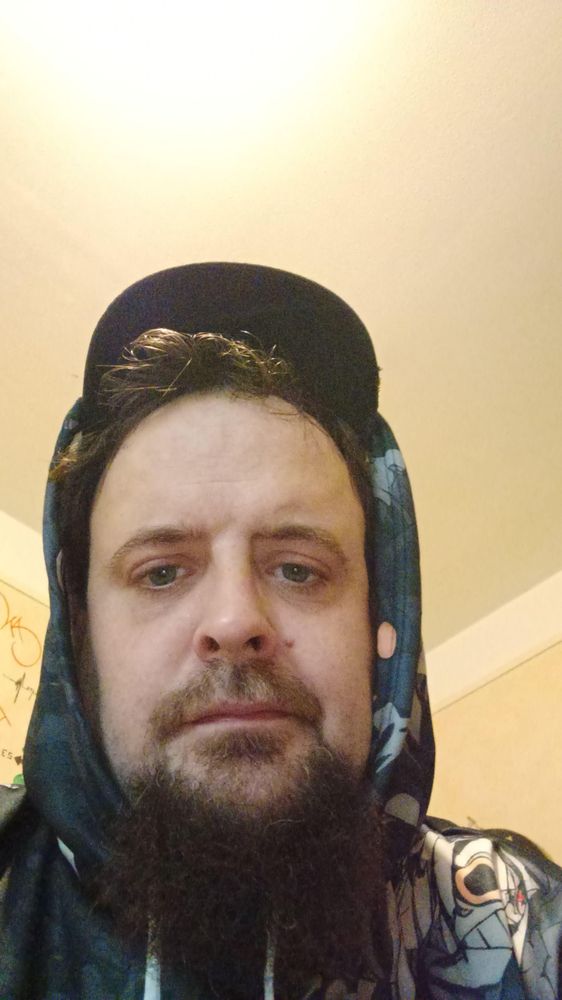 Profil de Yvonig, 37 ans, Sexe Monaco à Tercé