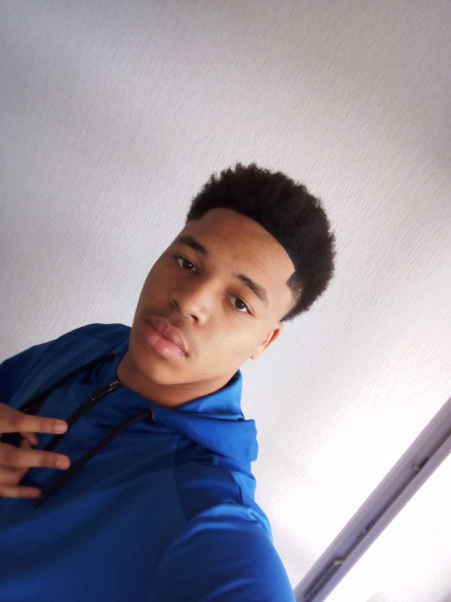Profil de Mohamed-emine, 19 ans, Sexe Monaco à Noron-l'Abbaye