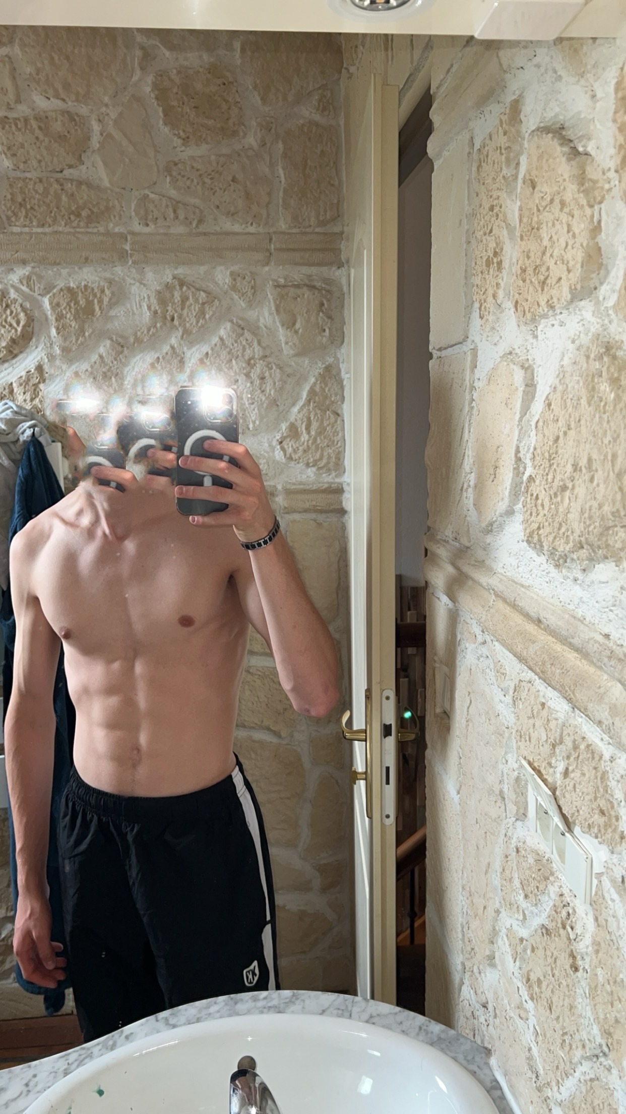 Profil de Hilal, 19 ans, Sexe Monaco à Ur