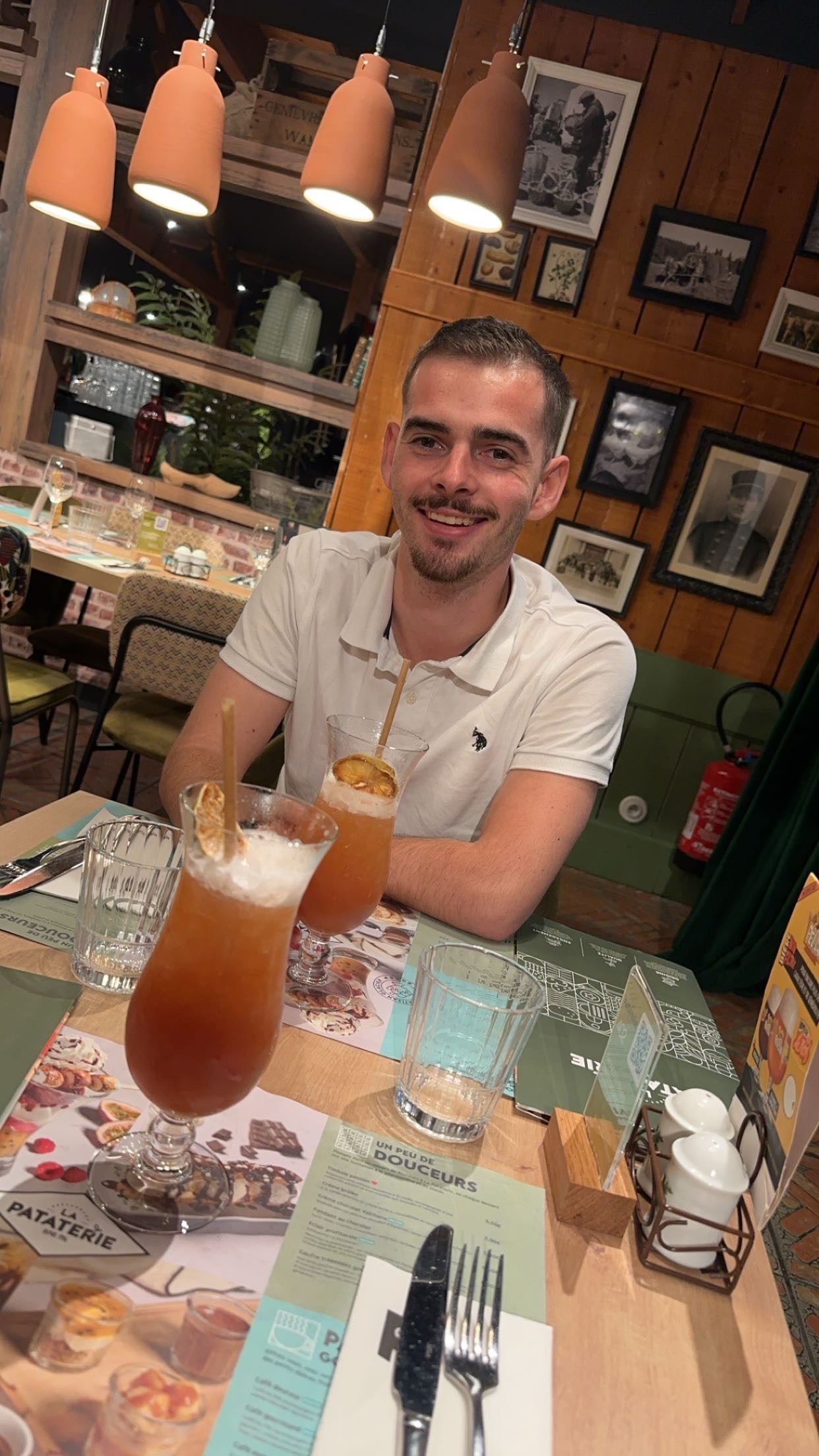 Profil de Nathanel, 23 ans, Sexe Monaco à Pogny