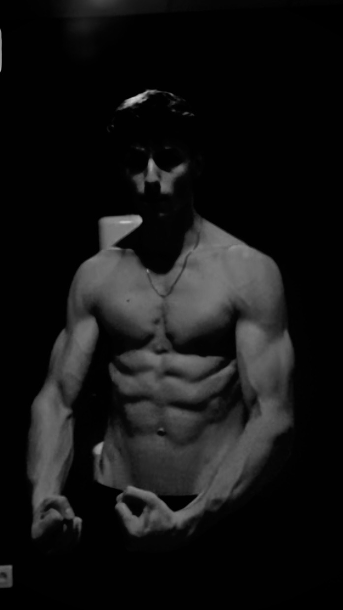 Profil de Isack, 18 ans, Sexe Monaco à Lachapelle