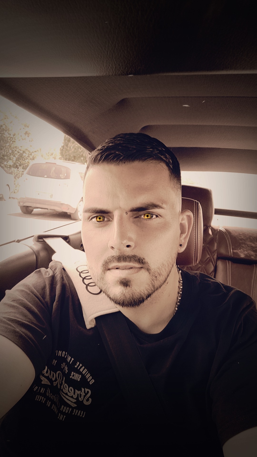 Profil de Egon, 38 ans, Sexe Monaco à Saint-Mars-d'Outillé