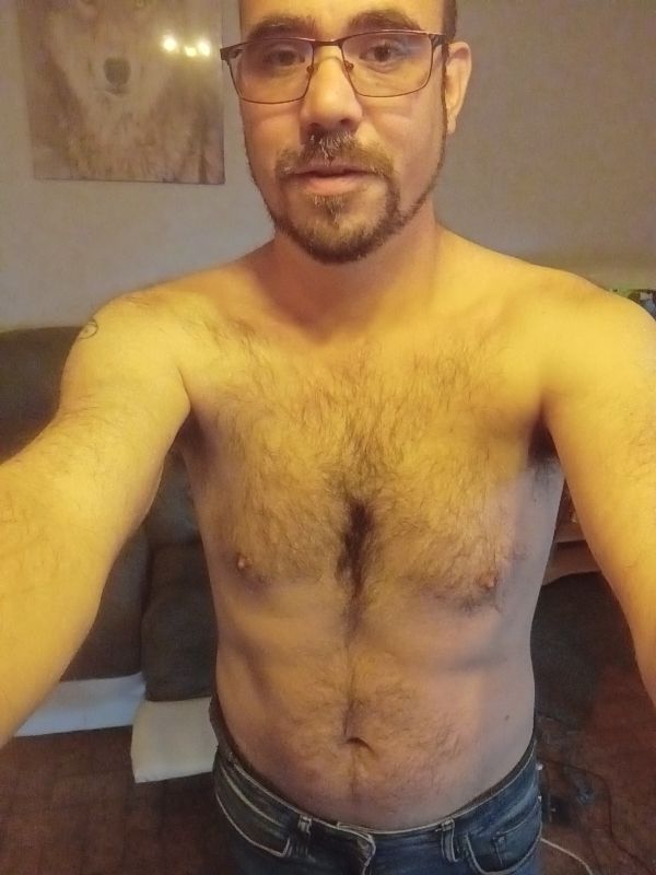 Profil de Kagan, 39 ans, Sexe Monaco à LaNeuville-en-Tourne-à-Fuy