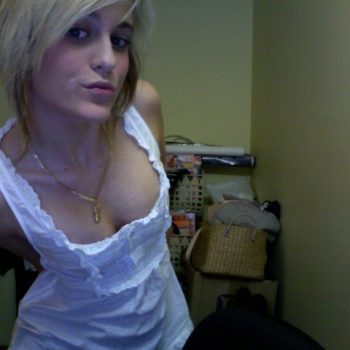 Profil de Debora, 28 ans, Sexe Monaco à Villard-Reculas