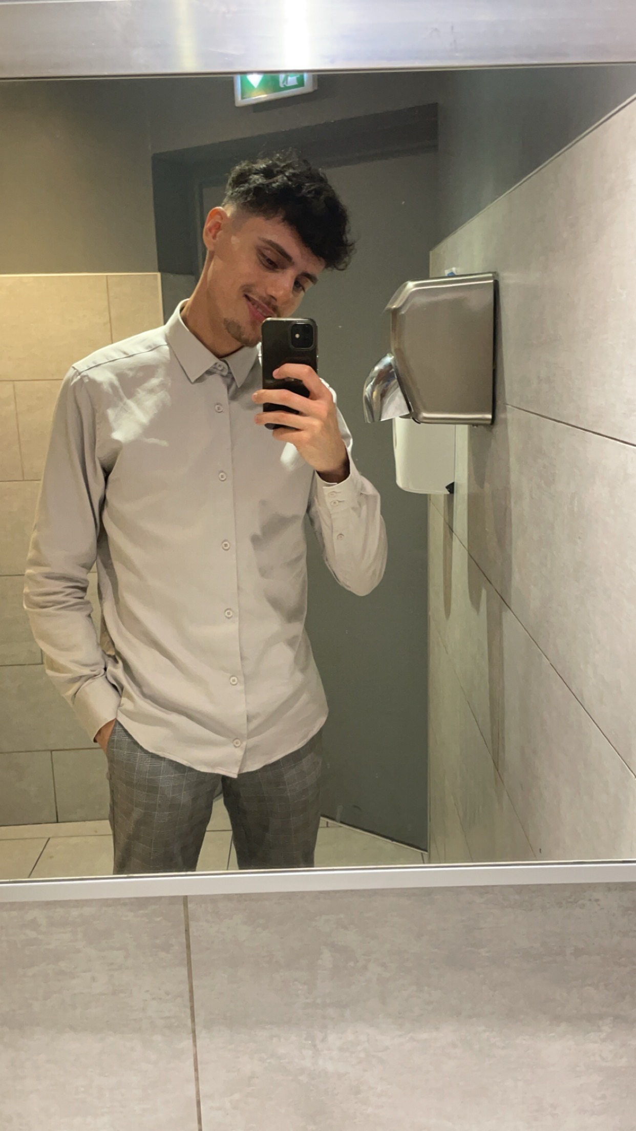 Profil de Solal, 25 ans, Sexe Monaco à Breux
