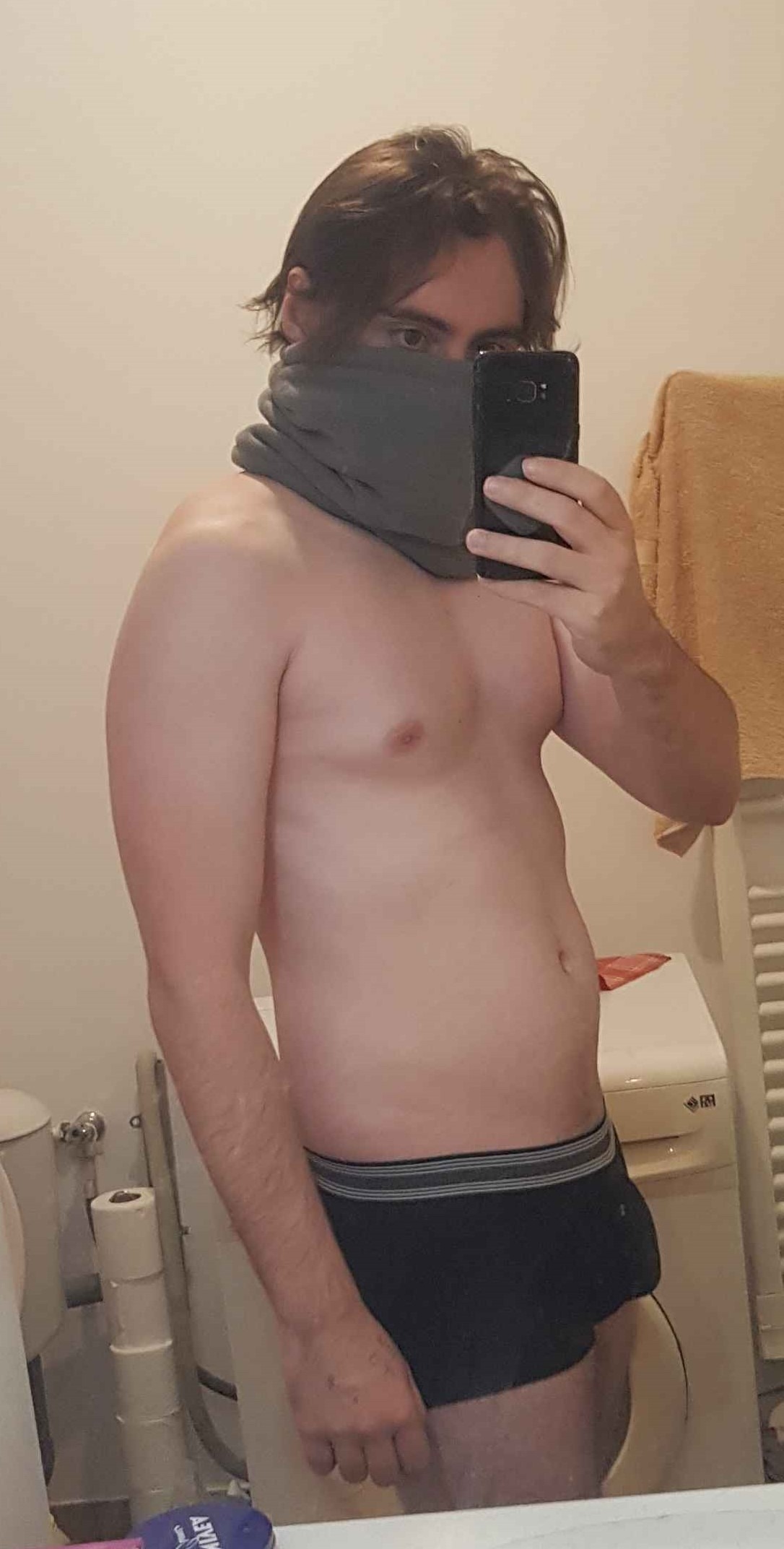 Profil de Geoffroy, 24 ans, Sexe Monaco à Roiville
