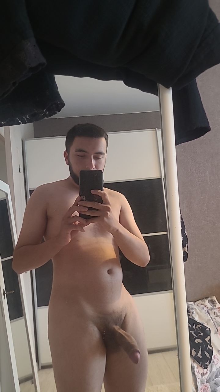 Profil de Erasme, 20 ans, Sexe Monaco à Metz-en-Couture