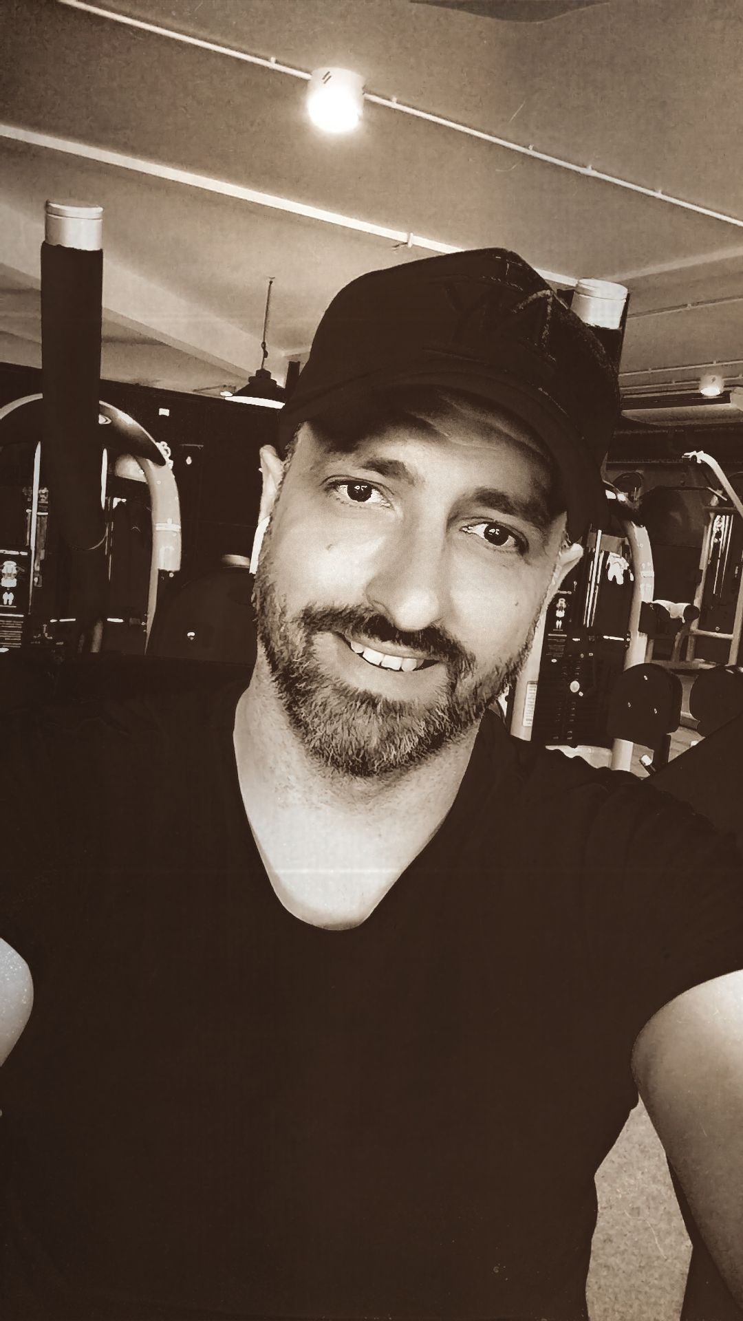 Profil de Navy, 38 ans, Sexe Monaco à Bernouil