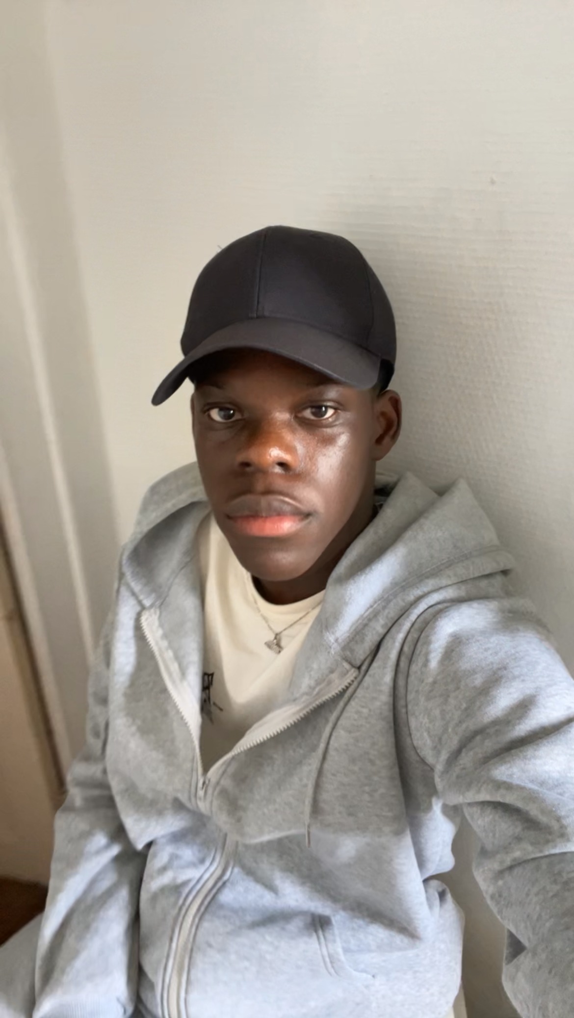 Profil de Kandjoura, 18 ans, Sexe Monaco à Saint-Sornin
