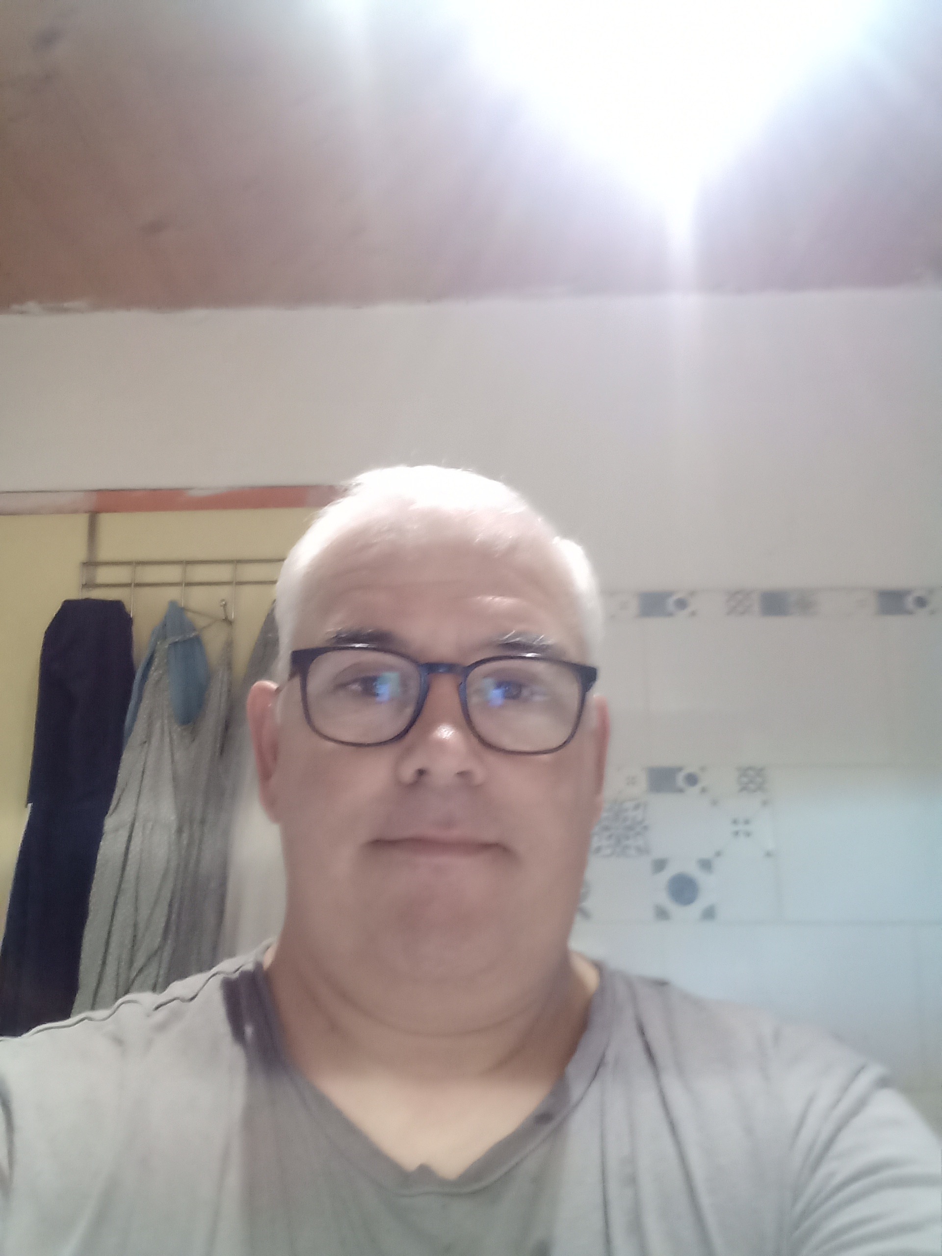 Profil de Curt, 51 ans, Sexe Monaco à Saint-Sornin