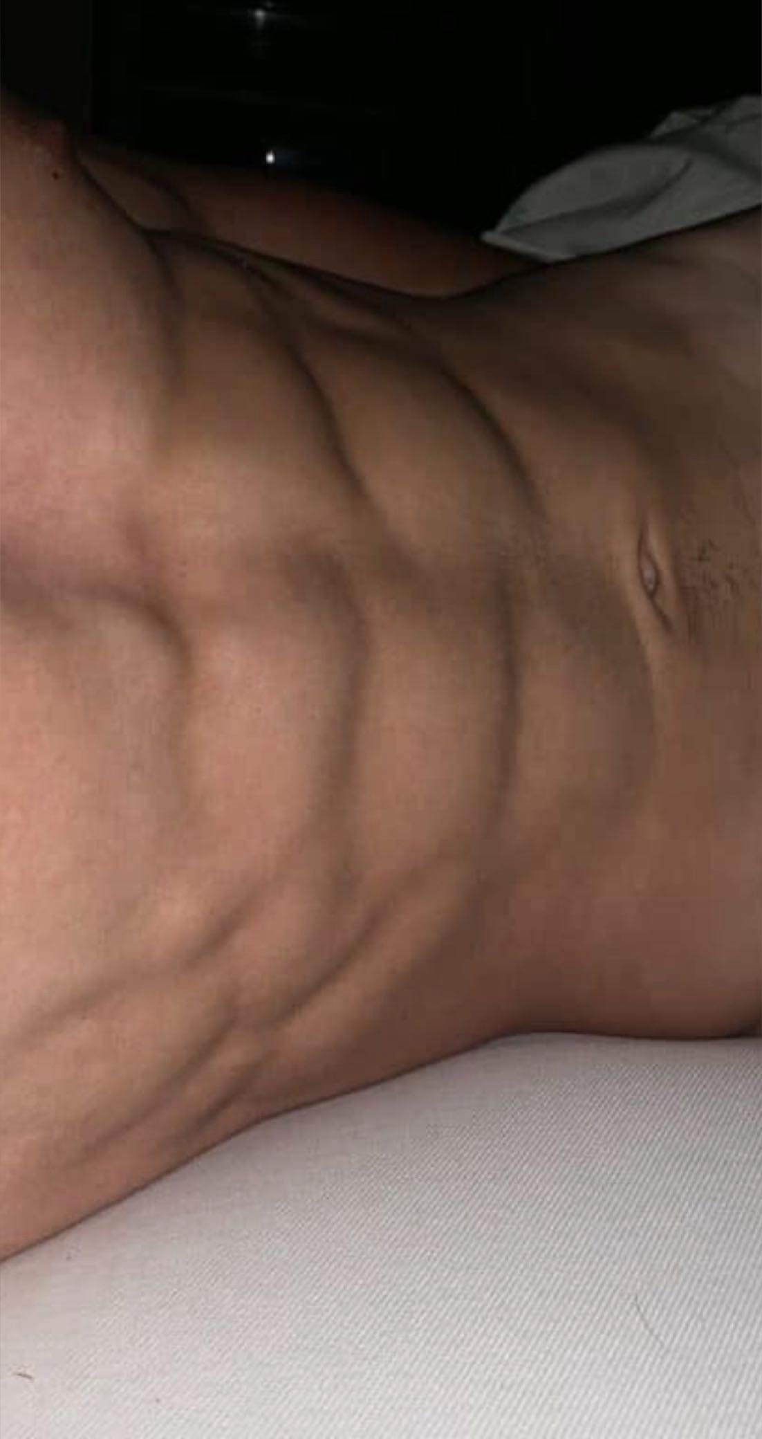 Profil de Yoann, 27 ans, Sexe Monaco à Fèrebrianges