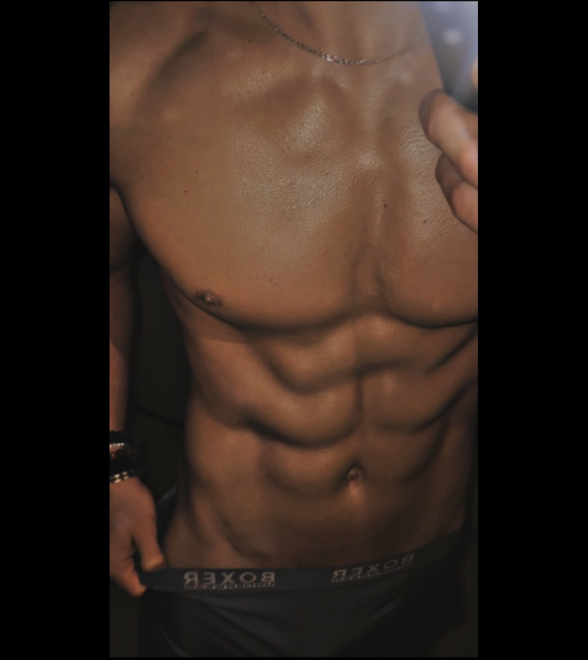 Profil de Niccolo, 24 ans, Sexe Monaco à Saint-Sornin