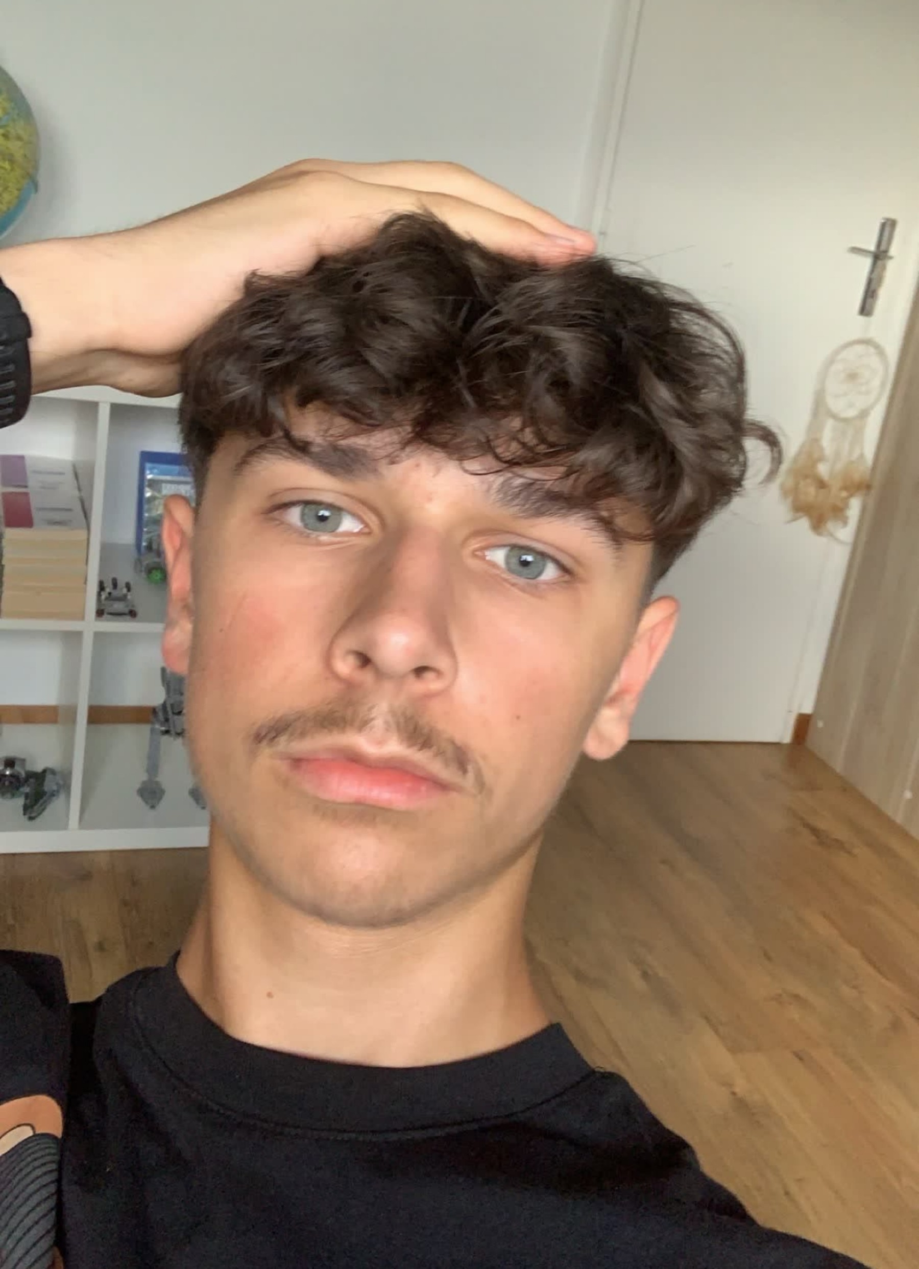 Profil de Nor-eddine, 19 ans, Sexe Monaco à Trouvans