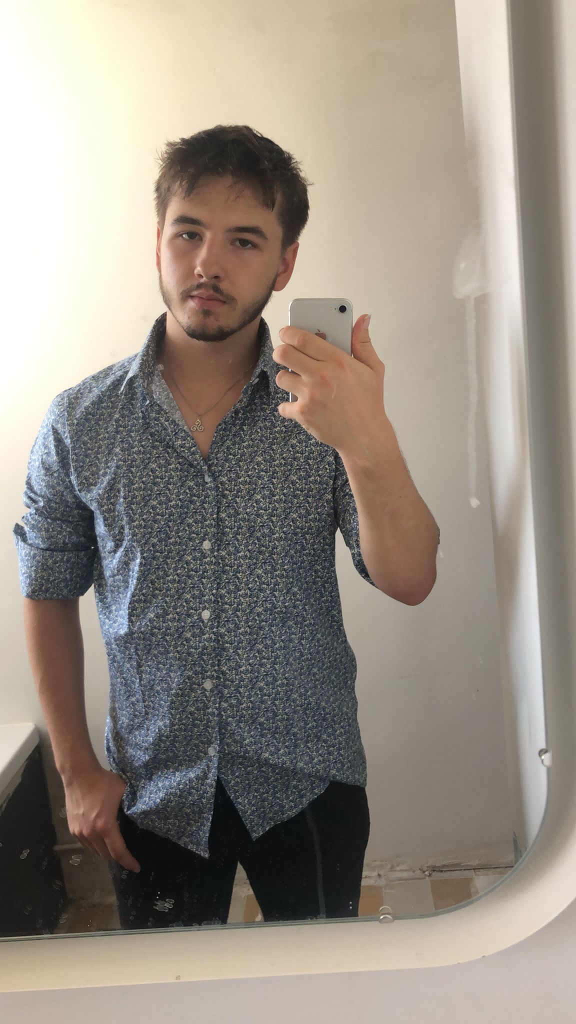 Profil de Arcade, 21 ans, Sexe Monaco à Chassiers