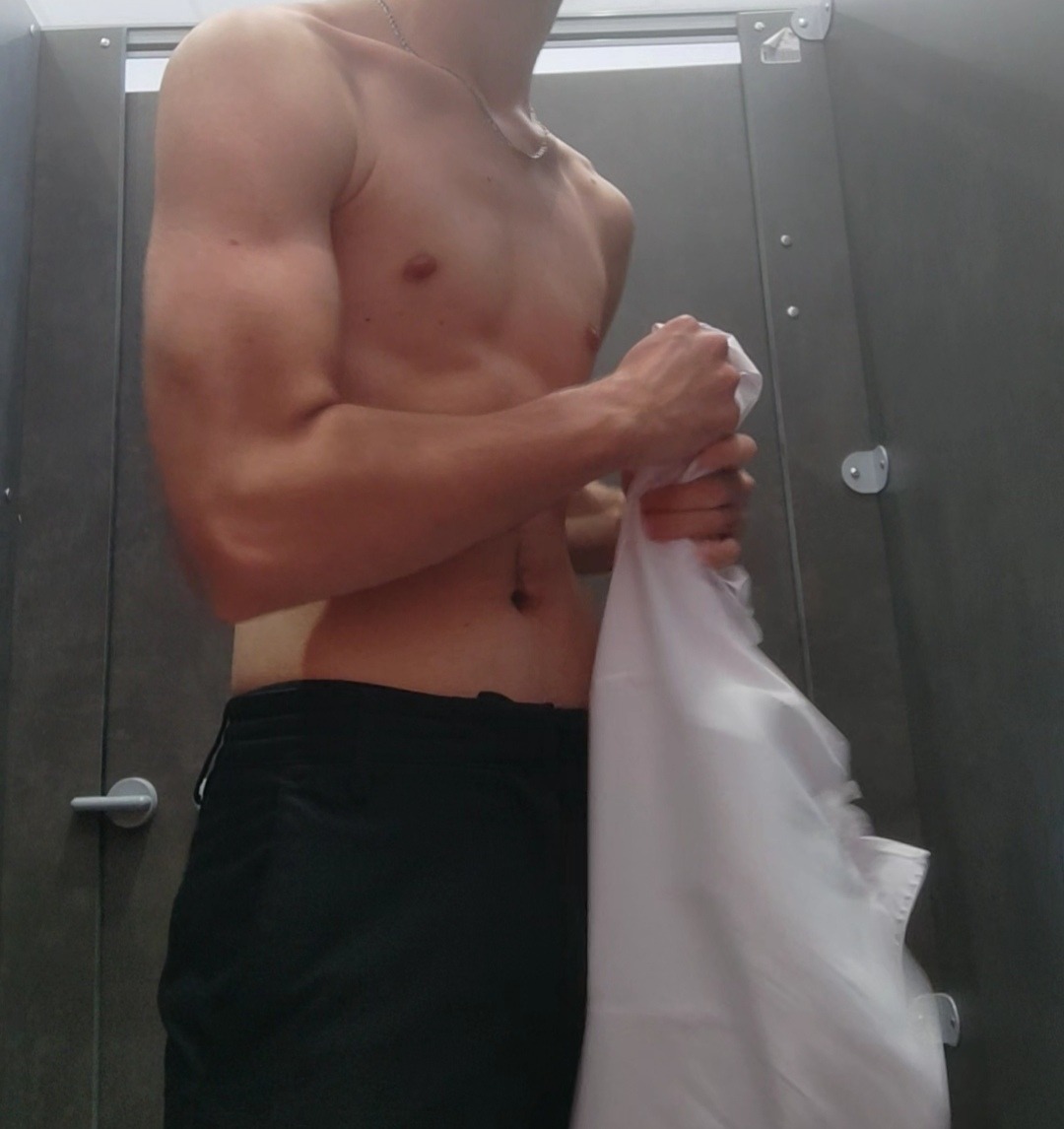 Profil de Mohamed-taha, 19 ans, Sexe Monaco à Apremont