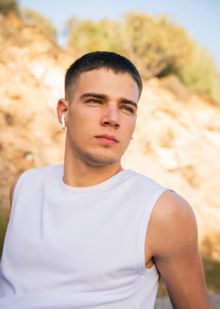 Profil de Paul-yves, 24 ans, Sexe Monaco à Dugny-sur-Meuse