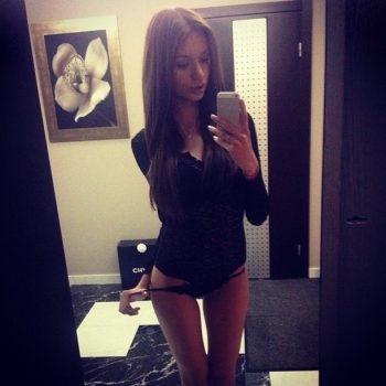 Profil de Kloe, 27 ans, Sexe Monaco à Crollon