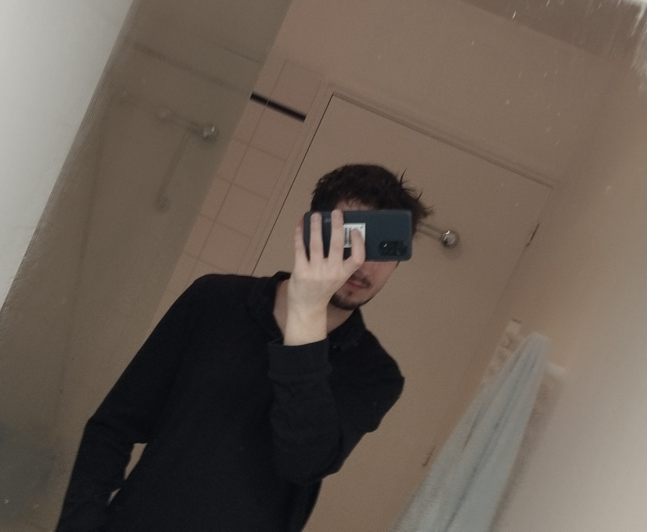 Profil de Raul, 21 ans, Sexe Monaco à Massay